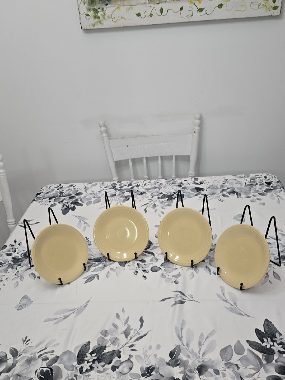 Vintage Fiesta Set Of 4 Homer Laughlin Ivory Salad Dessert Plates